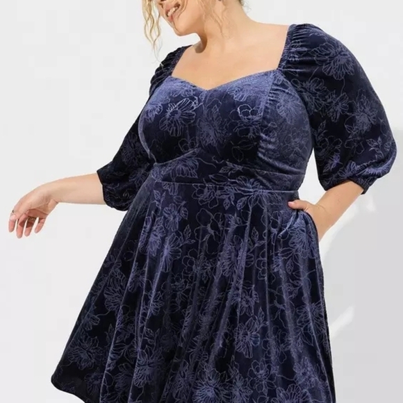 torrid Dresses & Skirts - Torrid Blue Velvet Sweetheart Peplum Dress – Long Sleeve Pockets Size 18